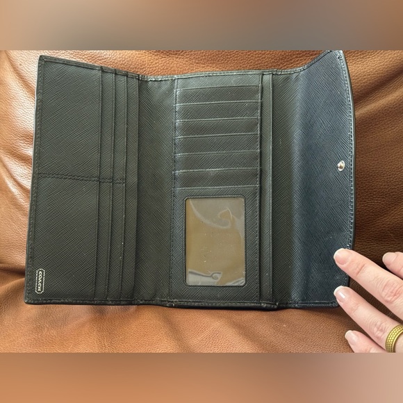 Coach Black Patton, leather wallet - Picture 2 of 4